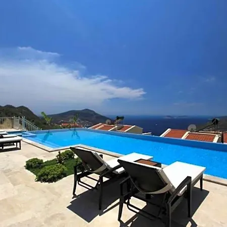 Sleeps 14 Pool Air Con Wifi וילה