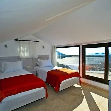 Sleeps 14 Pool Air Con Wifi *