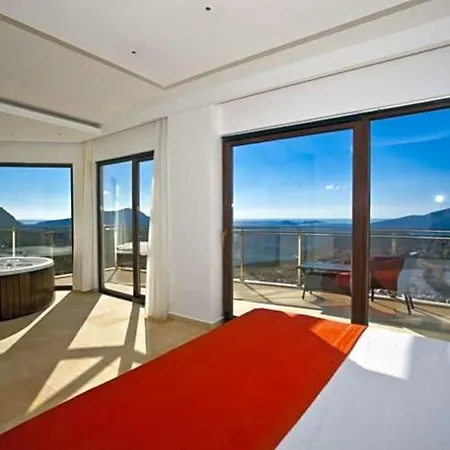 Sleeps 14 Pool Air Con Wifi Villa